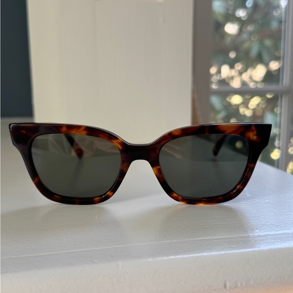 Madewell Tortoiseshell Sunglasses - Womens - Picture 3 of 5